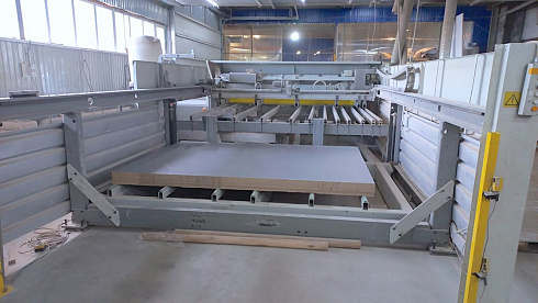 Раскроечный центр с задней загрузкой Biesse Selco EBT 120L, 2003г.