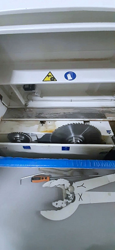 Раскроечный центр SCM Casadei AXO 300, 2011 г.в.