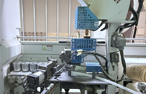 Кромкооблицовочный станок KDT KE-665JHSK, 04.2024 г.