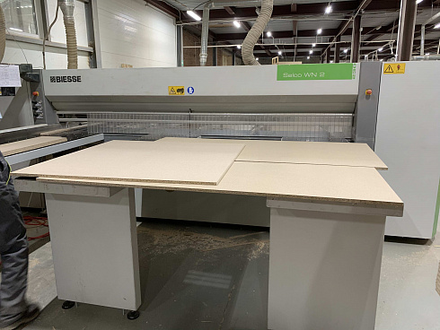 Раскроечный центр с ЧПУ BIESSE SELCO WN 2 230, 2017 г.в.