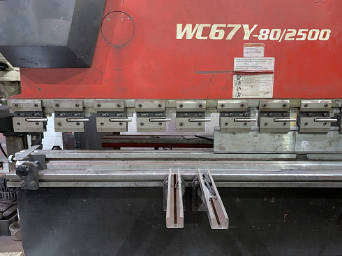 Гидравлический листогибочный пресс Yangli WC67Y-80/2500, 2019 г.в.